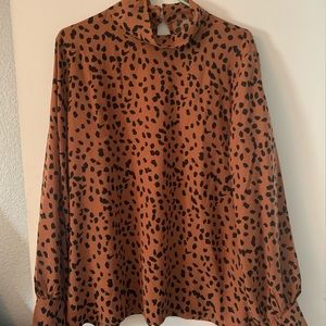 Animal print turtle neck